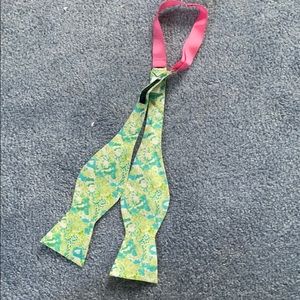 Men’s nwot bow tie Lilly Pulitzer